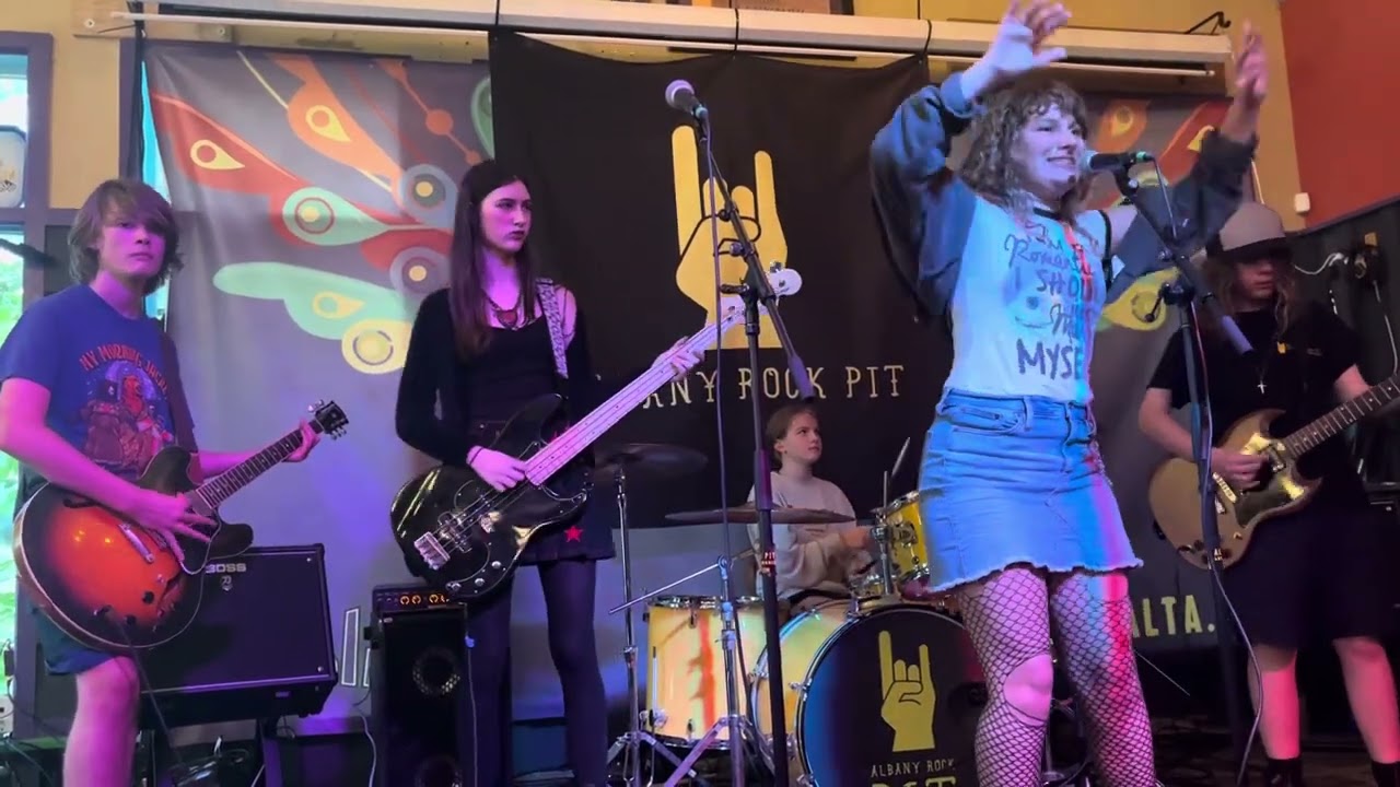 Albany Rock Pit Kids Band - Barracuda- Heart